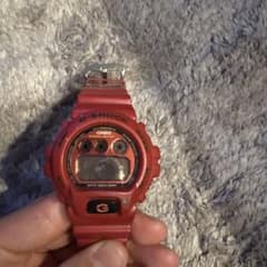 CASIO G-SHOCK レッド腕時計のサムネイル