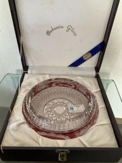 チェコスロバキア、Bohemia Glass 赤クリスタル皿 専用ケース付き