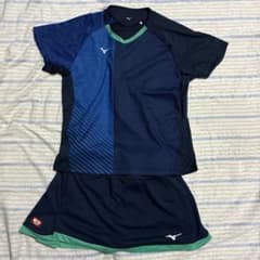 ミズノ卓球ユニフォーム女性用Ｌサイズのサムネイル