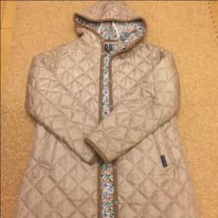 K様購入用  美品 SMOCK SHOP リバティ柄 キルティングロングコートのサムネイル