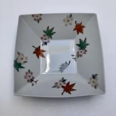 山近泰 桜 紅葉 四角 深皿のサムネイル