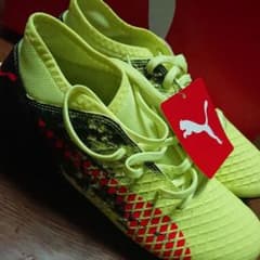 新品プーマサッカースパイク23.5のサムネイル