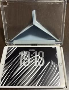 iPad Air3 第3世代　美品　完動品　バッテリー好調　ケース　pencilのサムネイル