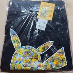 新品タグ付き ユニクロ UT ポケモン ピカチュウ Tシャツ 黒 XXLのサムネイル