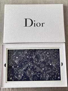 【新品未使用】ノベルティ Dior 花柄インテリアトレイのサムネイル