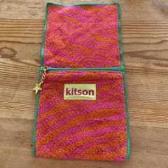 kitson☆ 小物入れ付きタオルハンカチのサムネイル