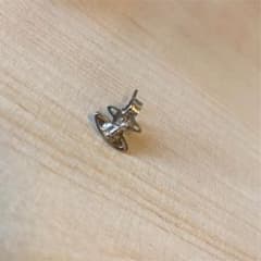 ヴィヴィアン　ピアス　Vivienne Westwood 片耳のサムネイル