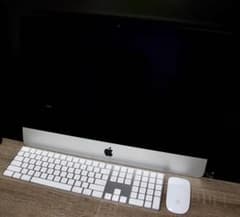 Apple iMac 4K 2017 21インチVESAマウントモデルのサムネイル