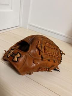 アンダーアーマー　硬式用グローブのサムネイル