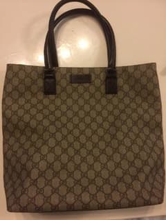 GUCCIバッグのサムネイル