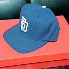 90年代のニューエラキャップのサムネイル