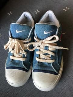 NIKE ナイキ スニーカーのサムネイル