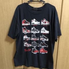 【美品】レア⭐︎ナイキシューズ柄　Tシャツ　黒　お値下げ中！！のサムネイル