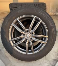  X1【f48型】ブリザックVRX3 17incスタッドレスタイヤセット BMW X1【f48型】ブリザックVRX3 17incスタッドレスタイヤセット - メルカリ