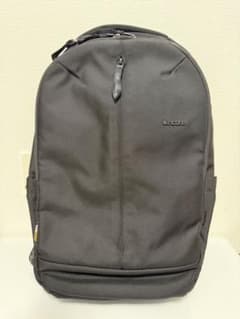 正規品・保証書一式付】Incase Tracks Backpack 25L - メルカリ