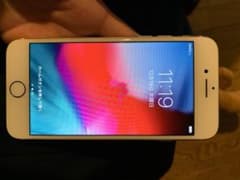 iPhone 7 Gold 128 GB docomoのサムネイル
