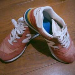 値下げ 送料無料　new balance　スニーカーのサムネイル