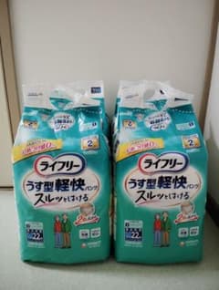 ライフリー パンツ型おむつ Mサイズ 4パックのサムネイル