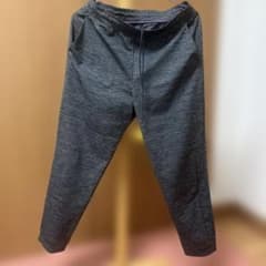 UNIQLO グレー ジョガーパンツ Lサイズのサムネイル