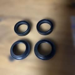 30 40.5 10.5 フロントフォーク オイルシール キムコ レーシング？のサムネイル