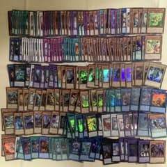 ハ*能様 遊戯王OCG　まとめ売り　211枚のサムネイル