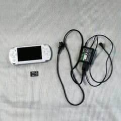 kankun様専用   PSP 3000  ホワイト  セットのサムネイル
