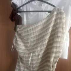 ZARA トップスのサムネイル