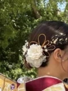 レディース ヘアクリップ フラワーモチーフ ホワイトのサムネイル