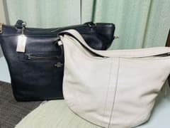 美品COACH コーチレザートートバッグおまけ付きのサムネイル
