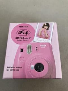 FUJI FILM INSTAX MINI 8+ STRAWBERRYのサムネイル