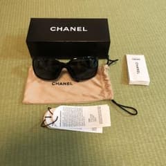 CHANEL シャネル サングラスのサムネイル