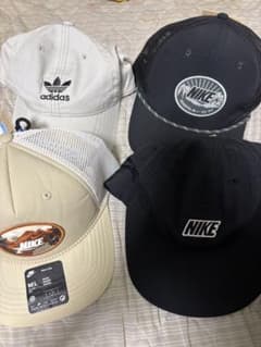 ラ*ス様 adidasとNikeのキャップ4点セットのサムネイル