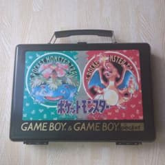 Game Boy storage case with console (Pokemon)
