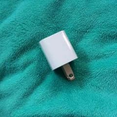 純正品 充電器USBアダプタのサムネイル