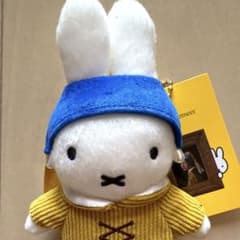 【新品】ミッフィー ×フェルメール　ぬいぐるみ マスコット真珠の耳飾りのサムネイル