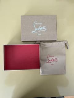 Christian Louboutin　空き箱&布袋付きのサムネイル