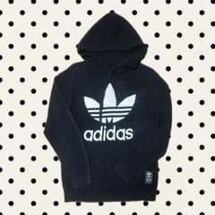 adidas パーカーのサムネイル