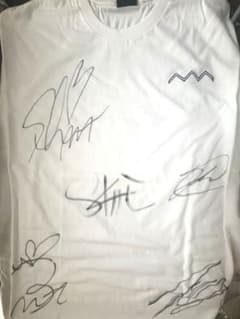 AAA メンバー直筆サインTシャツ DOME TOUR 2019 +PLUS - メルカリ