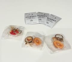 パンどろぼう 2連ゆらゆらアクリルキーホルダー 3点セットのサムネイル