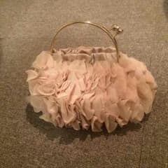 パーティバッグ 結婚式 ピンク ベージュ フリルのサムネイル