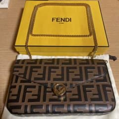 FENDI チェーンバッグのサムネイル