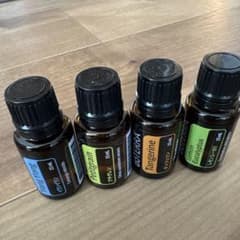大幅値下げ《早い者勝ち》dōTERRA エッセンシャルオイル 4本セットのサムネイル