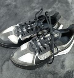 NIKE ZOOM GRAVITY ズーム グラビティ ２３．５のサムネイル