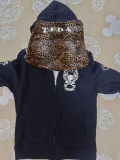 VANSON　パーカー　Mサイズのサムネイル
