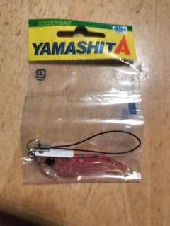 YAMASHITA GOLDEN BAIT ストラップのサムネイル