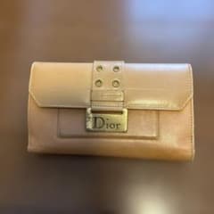 Dior財布のサムネイル