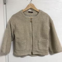 キッズ　アウター　ノーカラー  ジャケット　120 futafutaのサムネイル