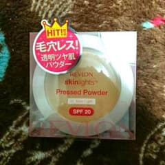 ※値下げ中※ ☆新品☆ レブロン スキンライト プレスト パウダーのサムネイル