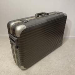 RIMOWA ヴィンテージLimbo プルタブ 2輪 74L マットグレー 鍵付 RIMOWA ヴィンテージLimbo プルタブ 2輪 74L マットグレー 鍵付 - メルカリ