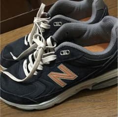 New Balanceのサムネイル